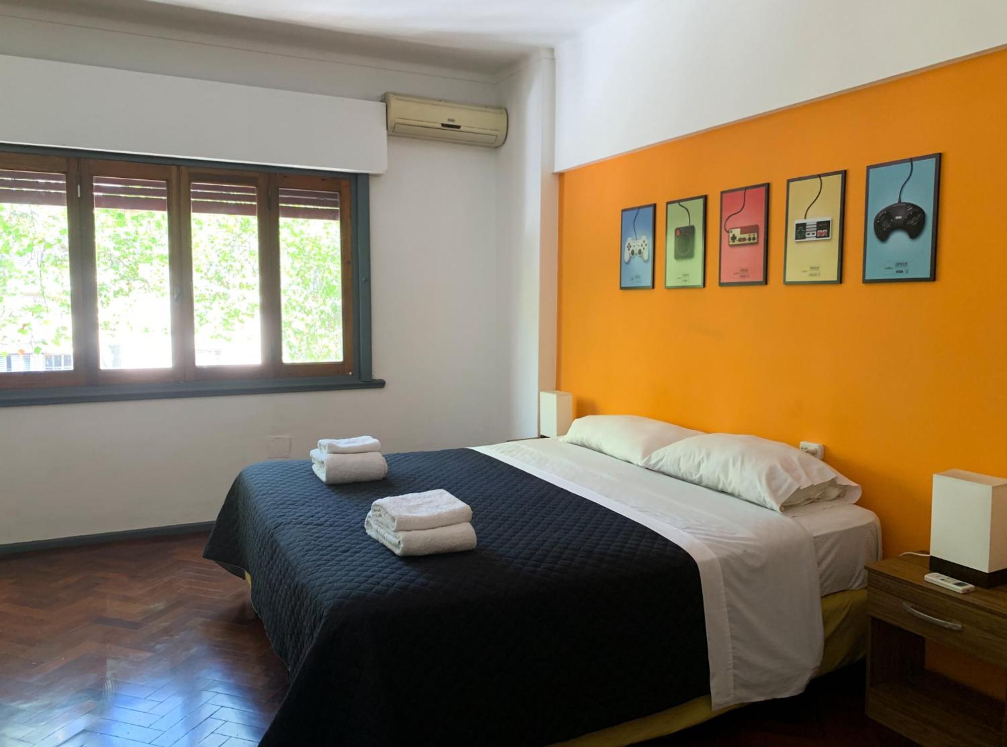 Habitacion En Espana 1512 Mendoza Esterno foto