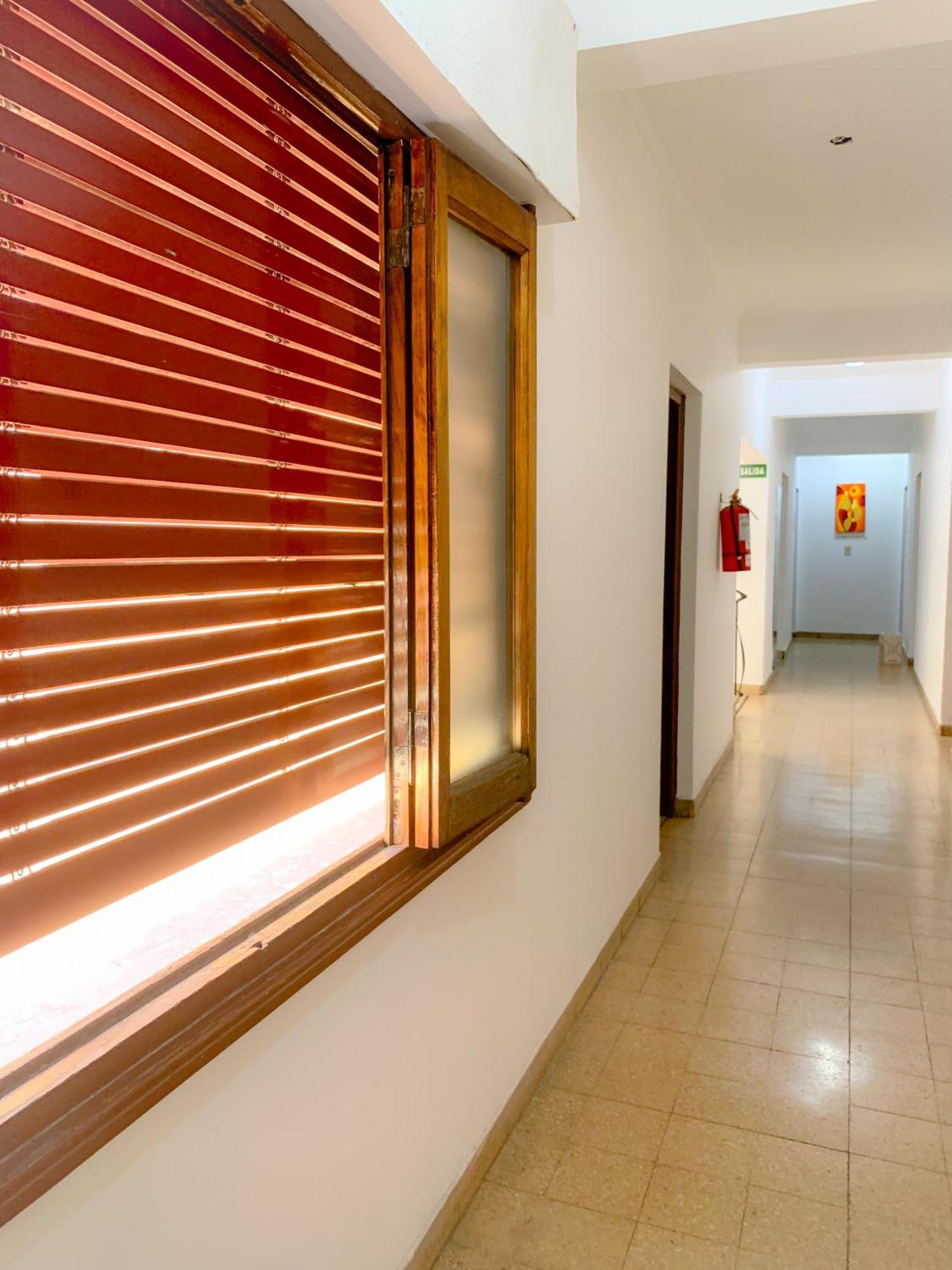 Habitacion En Espana 1512 Mendoza Esterno foto